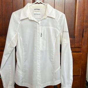 Women’s Columbia shirt!!